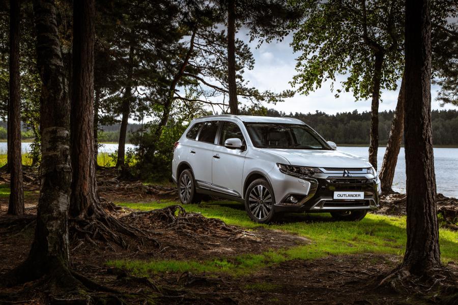 Mitsubishi Outlander 2018 года  (CIS) (фото 39 из 41)